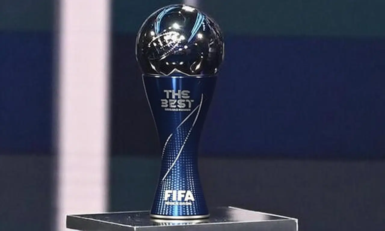 Луис Энрике признан ФИФА лучшим тренером мира 2025 года