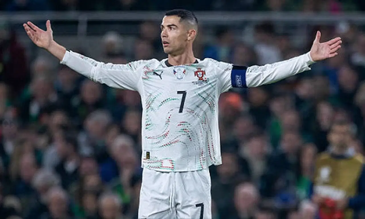 Бруну Фернандеш ответил на критику в адрес Криштиану Роналду в сборной Португалии