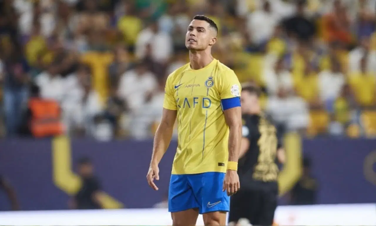 ФИФА сняла трансферный банк с клуба Криштиану Роналду «Аль-Наср»