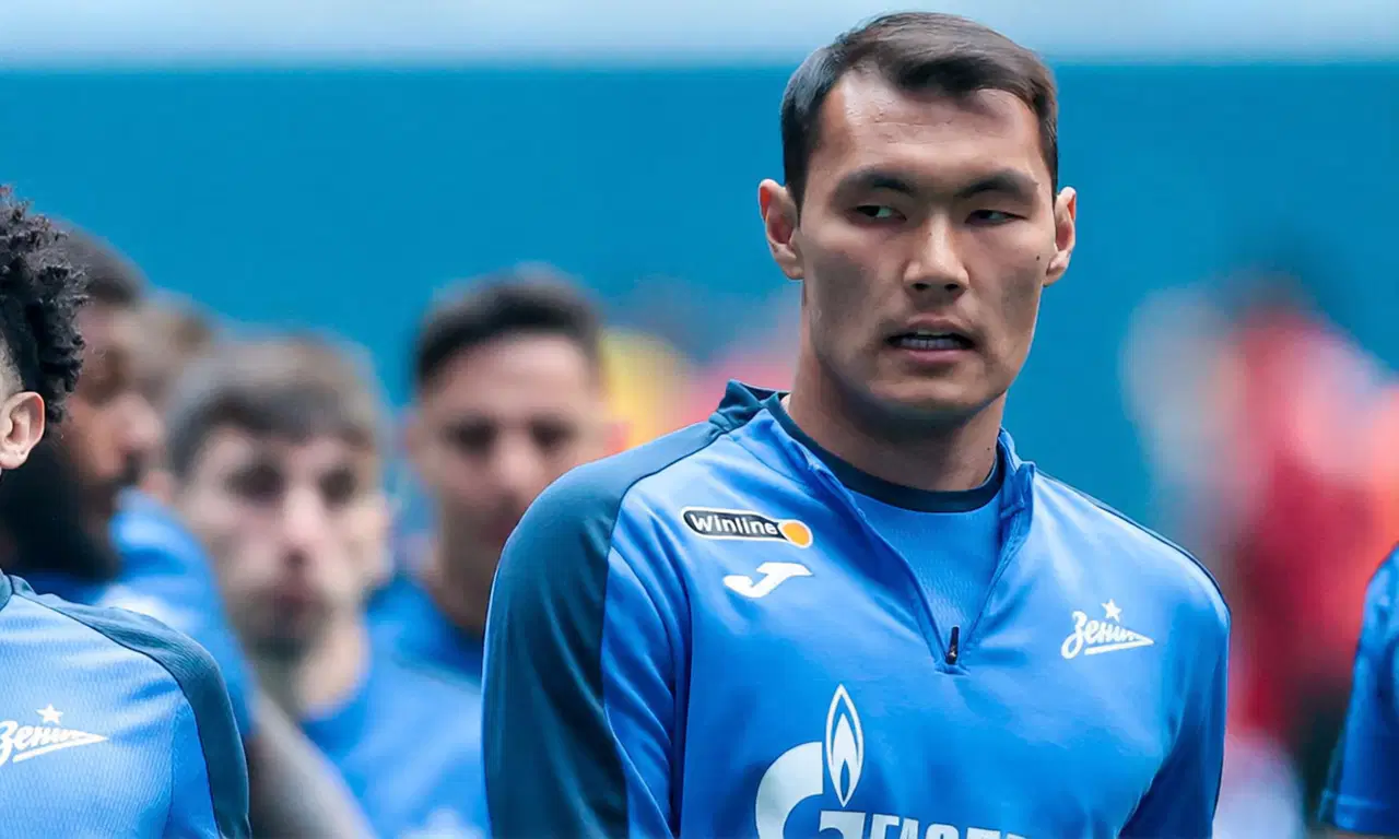 Нуралы Алип прокомментировал слухи о переходе в Манчестер Юнайтед