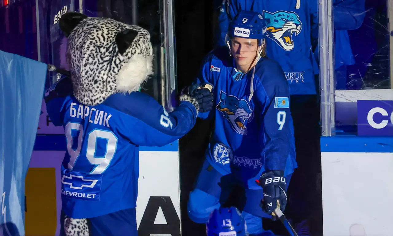 Экс-главный тренер сборной Казахстана назвал ключевые события хоккея в 2025 году