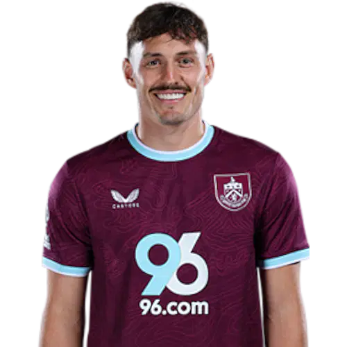 Коннор Робертс